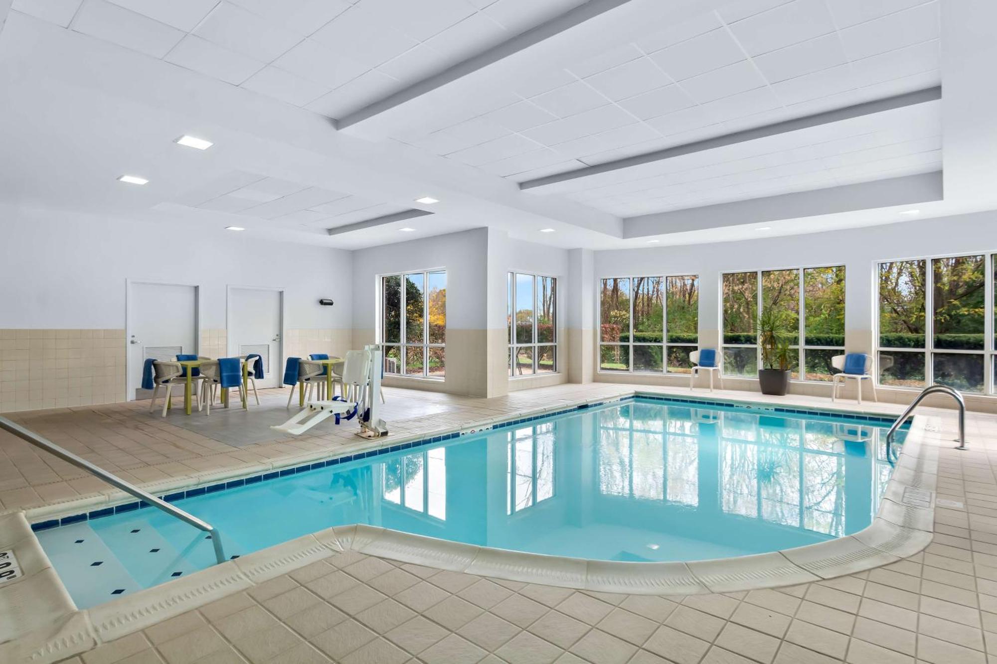 Hilton Garden Inn Lexington Georgetown Kültér fotó